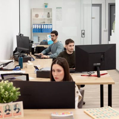Qui som | MilMans gestoria i economia solidària Qui som | MilMans gestoria i economia solidària